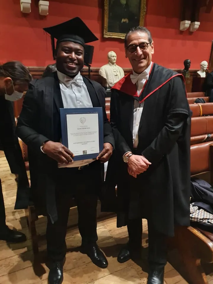 Dr. Oshodi receiving his certificate at the University of Oxford, December 2021